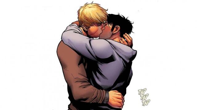 Wiccan y Hulkling besándose en cómic de Marvel
