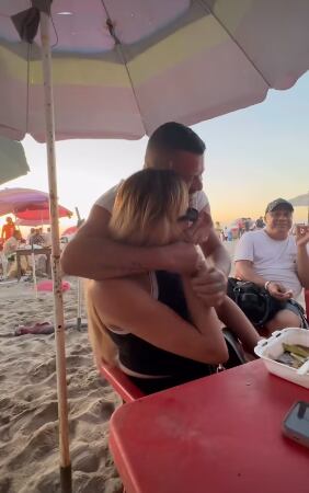 Wendy Guevara, amiga