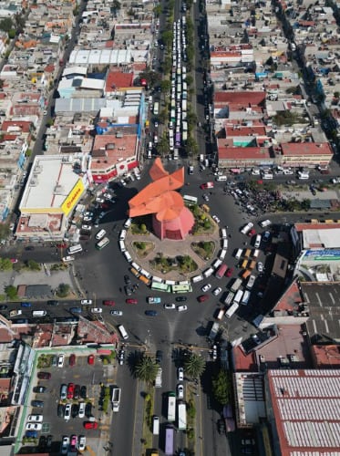 Bloqueo de transportistas 17 de enero: Manifestantes esperan a otro contingente en la Glorieta del Coyote