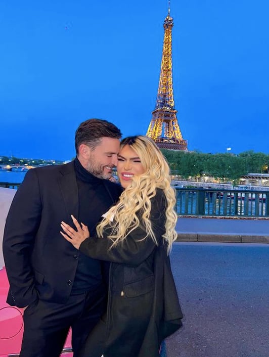 Wendy Guevara protagoniza "Un amor viejo en París" junto a Julián Gil