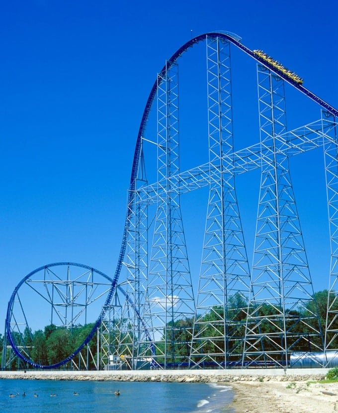 Otra montaña rusa de Six Flags protagoniza un incidente en Ohio