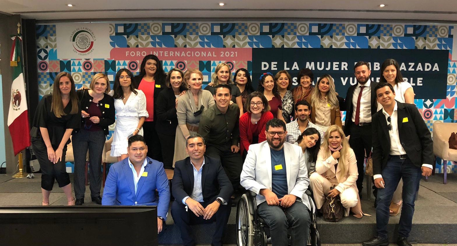 Algunos participantes en el foro