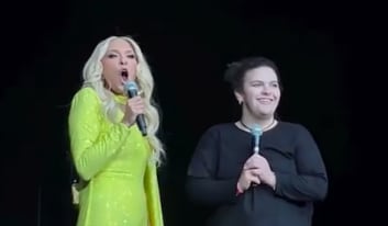 Yuri y Lucero Mijares se echaron un palomazo en el Auditorio Nacional