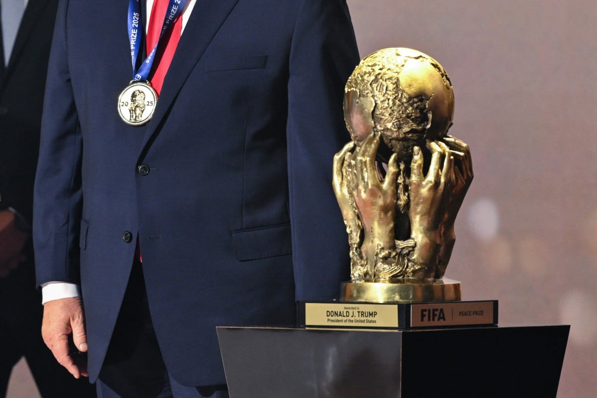 Así fue la entrega del Premio de la Paz de la FIFA a Donald Trump antes del sorteo mundialista