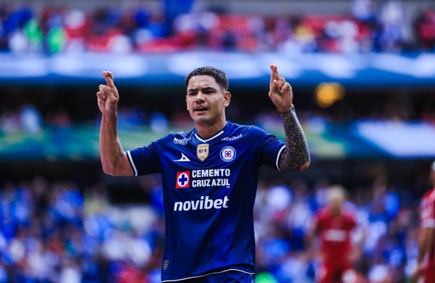 Cruz Azul despide a Ricky, el fan de 15 años que cumplió su sueño de conocer a sus ídolos