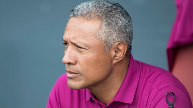 Roberto Hernández cuando dirigió en la Liga MX.