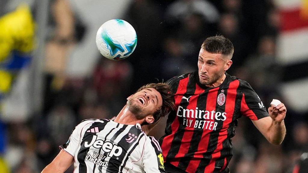 Una leyenda del AC Milán acaba de soltar una bombita sobre Santiago Giménez