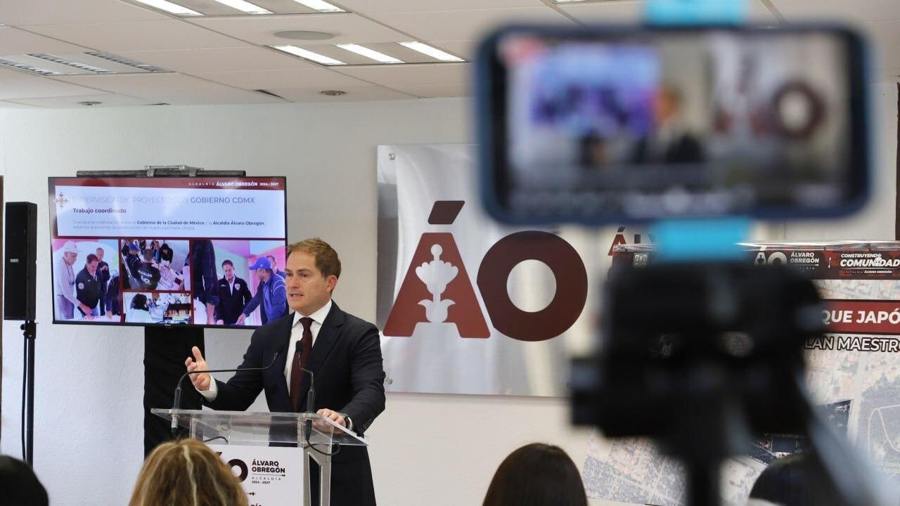Alcalde de Álvaro Obregón presenta proyecto Utopía en Parque Japón