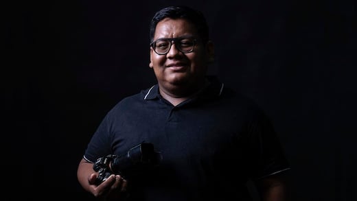 Atacan a balazos al periodista Óscar Merino Ruiz en Pinotepa Nacional