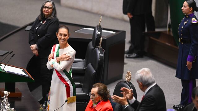 Claudia Sheinbaum Pardo rindió protesta ante el pleno de la Cámara de Diputados como la nueva presidenta de México