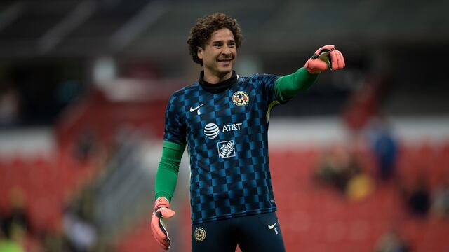 Ochoa previo a un partido de América