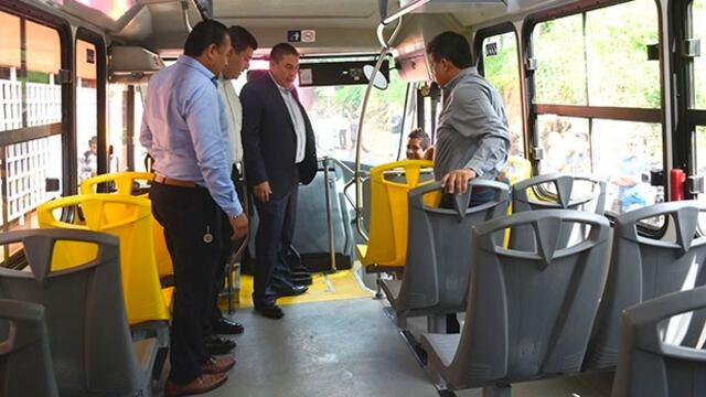 La Secretaría de Movilidad y Transporte anunció la implementación de una estrategia que permita renovar las unidades del transporte público y que se buscará que cuenten con sistemas amigables con el medio ambiente.