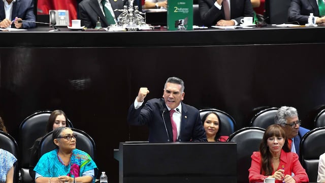 Alejandro Moreno se manifestó encontró de que Enrique Inzunza haya vuelto al Senado.