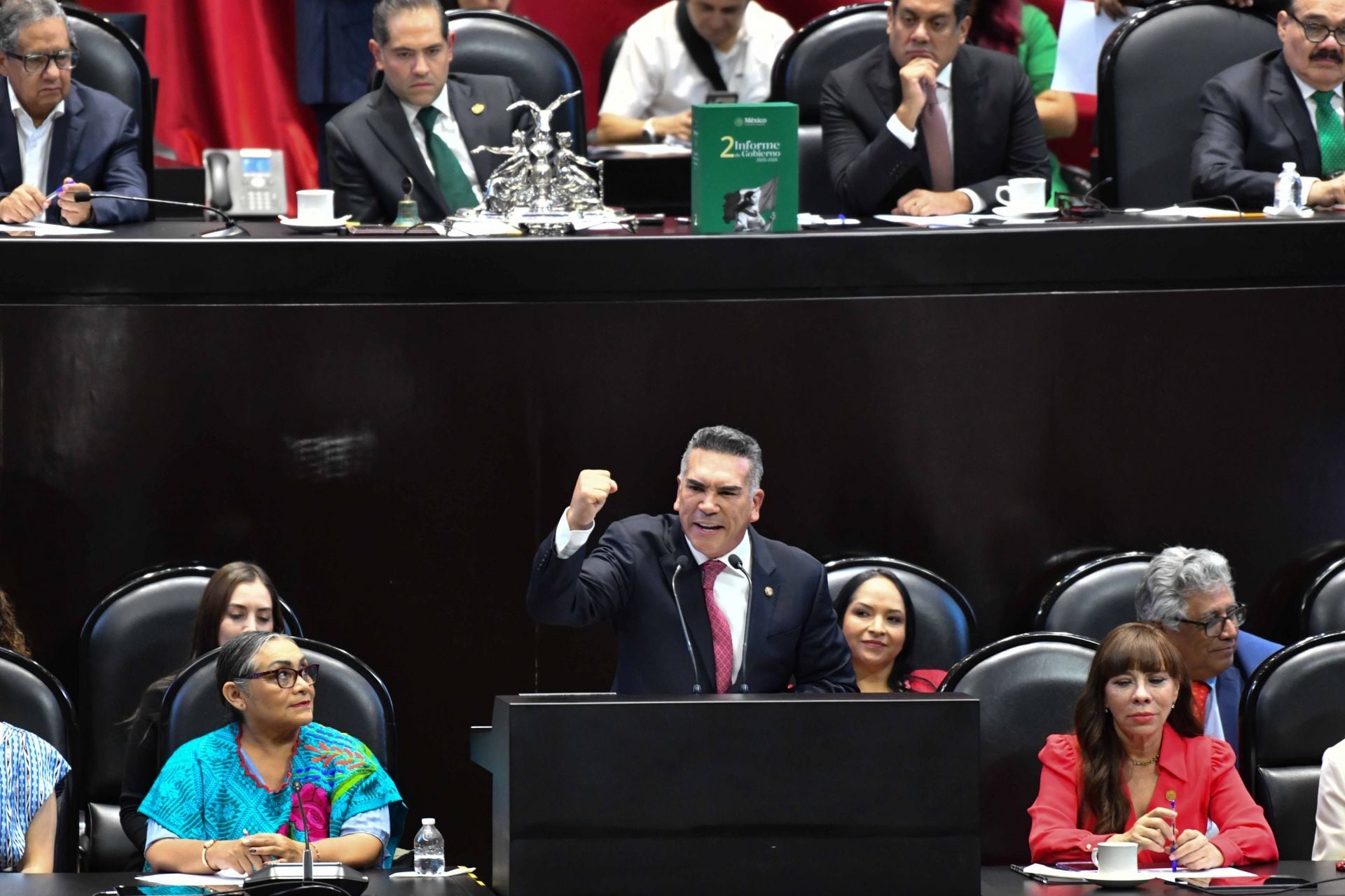 Alejandro Moreno se manifestó encontró de que Enrique Inzunza haya vuelto al Senado.
