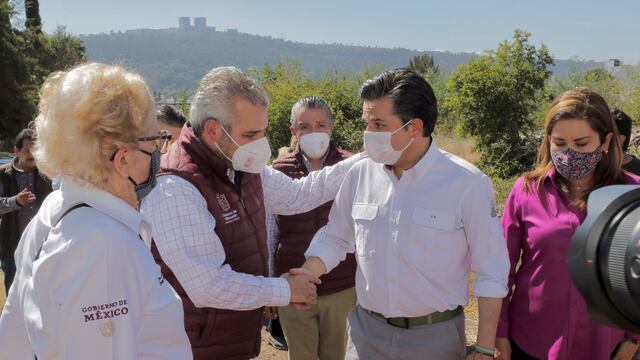 Alfredo Ramírez Bedolla y Zoé Robledo