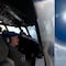 Huracán Erin: El video de un avión de la Fuerza Aérea de Estados Unidos entrando al ojo del huracán