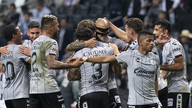 Nahuelpán festeja su gol