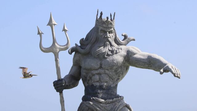 Estatua de Poseidón, en Progreso, Yucatán