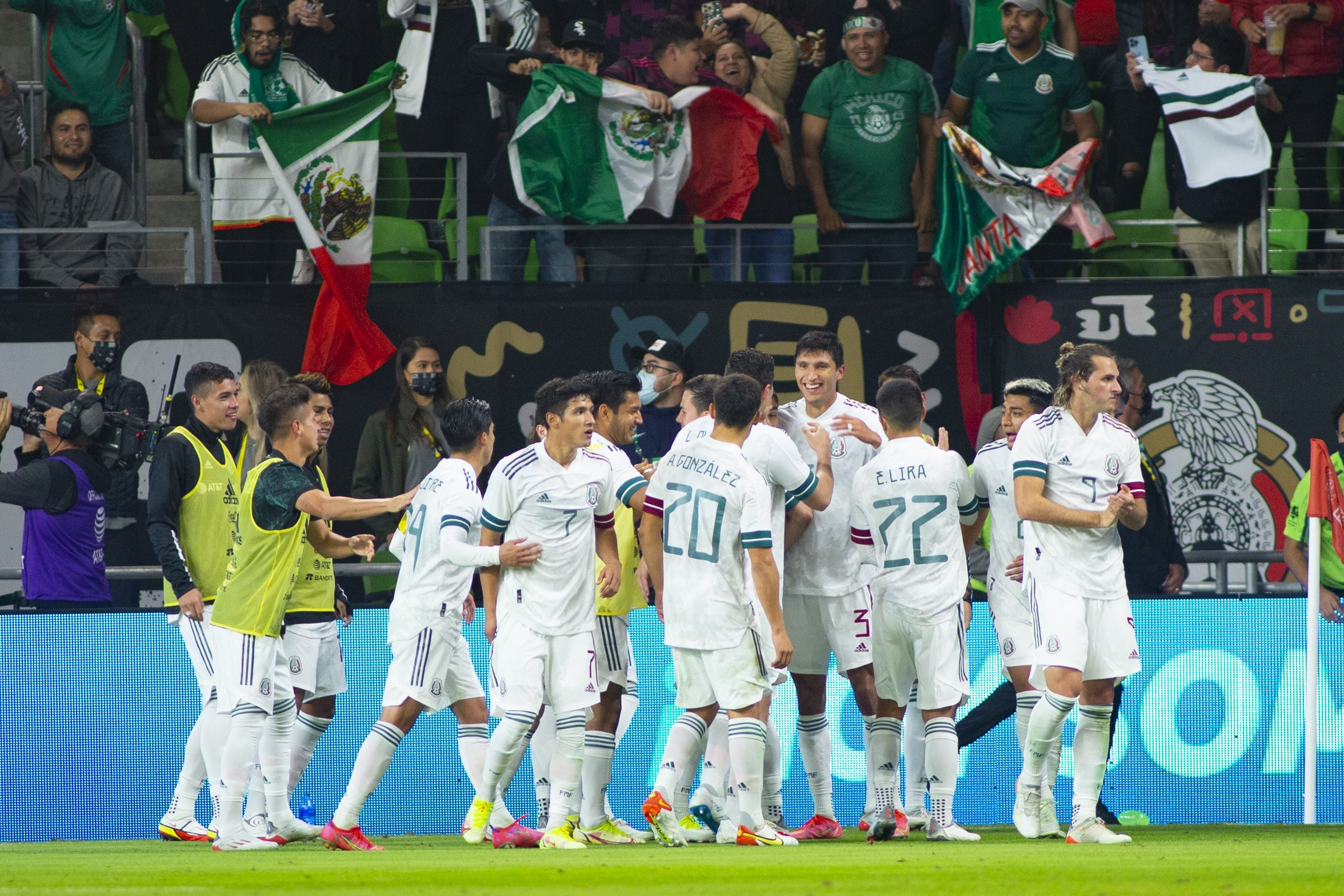 Selección de futbol de México enfrentó a su similar de Chile en Austin