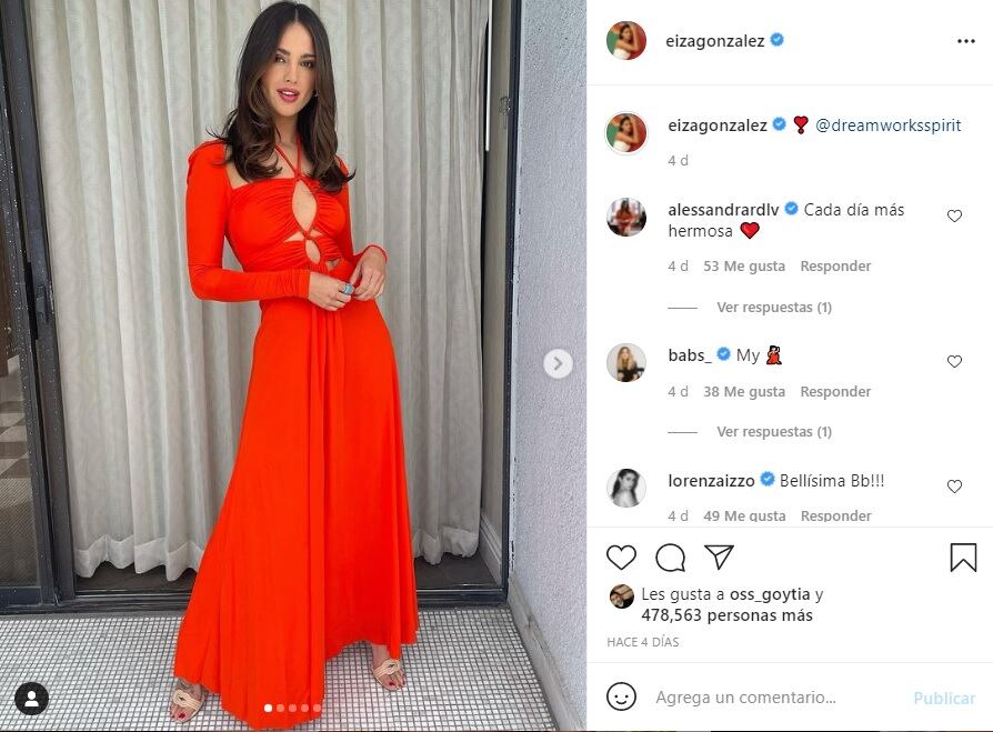 Eiza González luce vestido rojo