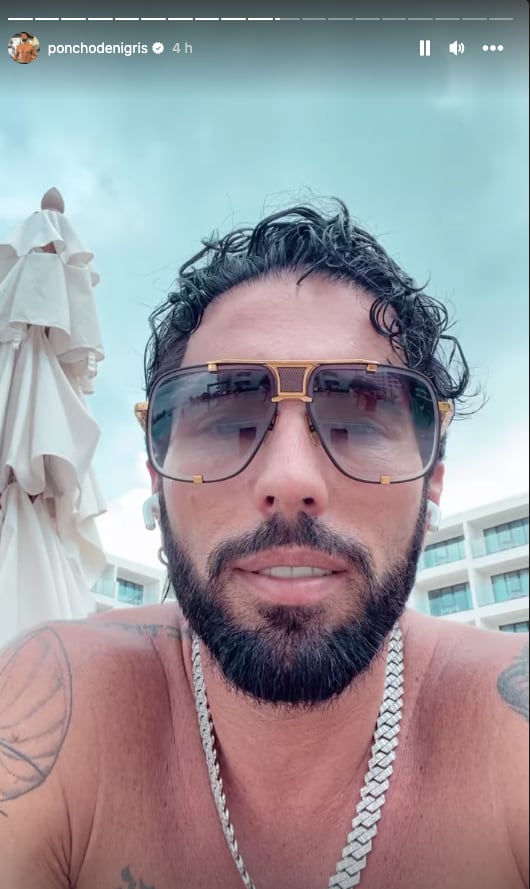 Poncho de Nigris disfruta de sus vaciones en familia en Cancún