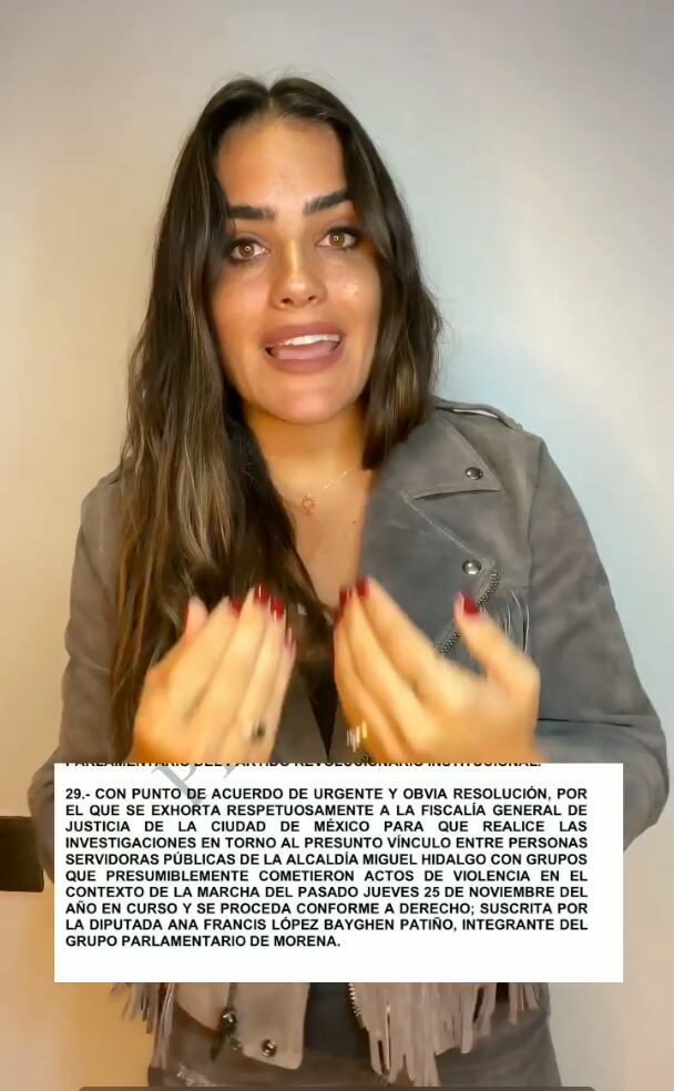 Captura de video de @AlessandraRdlv