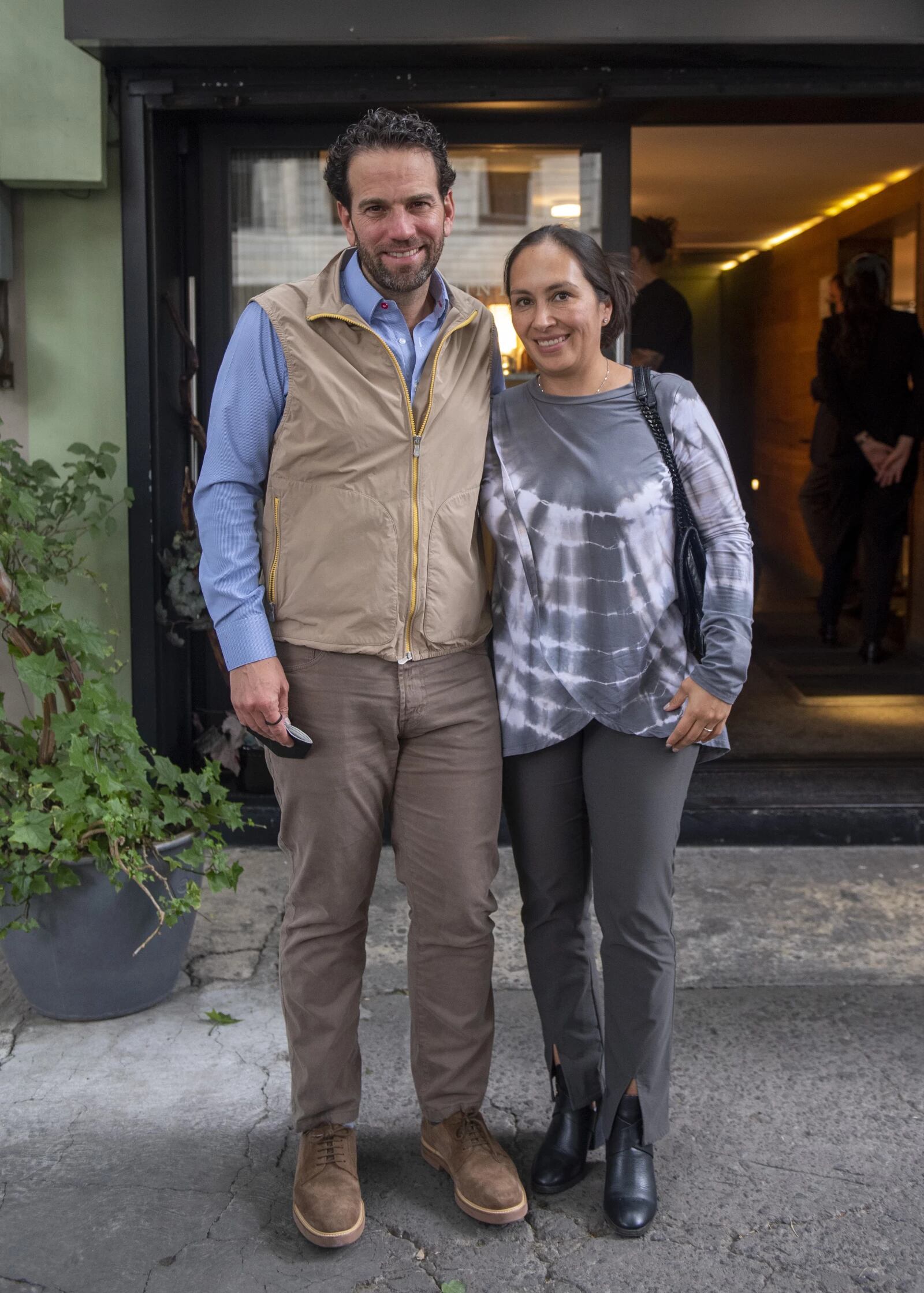 Carlos Loret de Mola y su esposa Berenice Coronado Yabé / internet