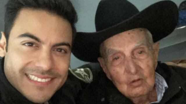 Carlos Rivera y su abuelo Longino