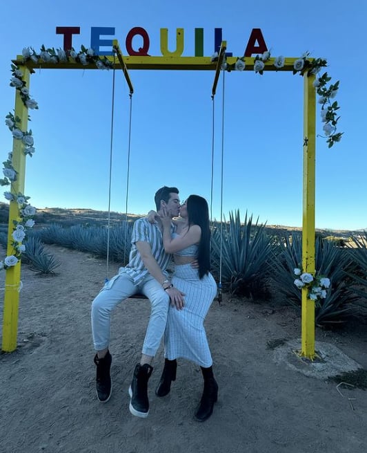 Yamileth Rodríguez y su novio