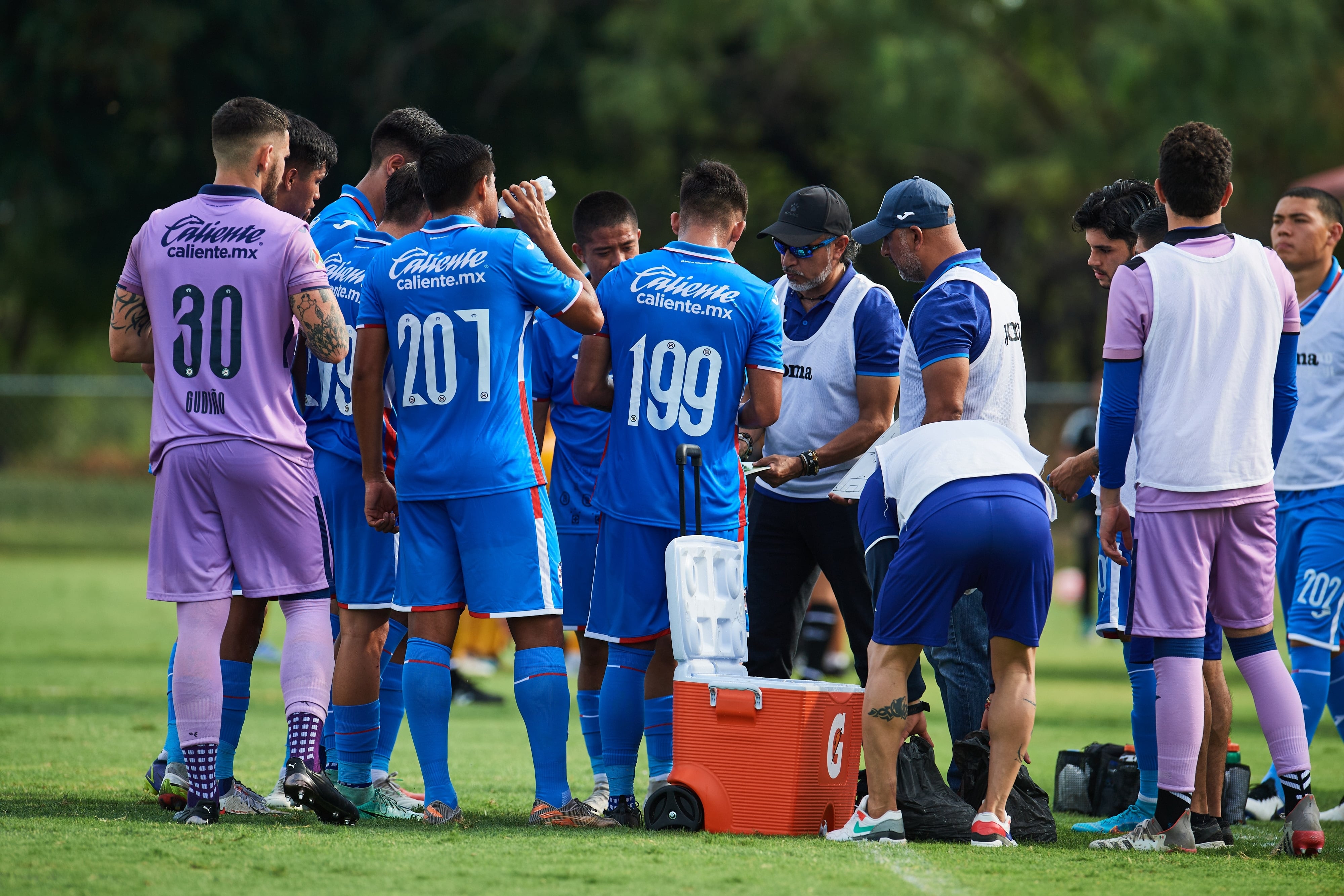 Raúl Gutiérrez ya tomó las riendas en Cruz Azul