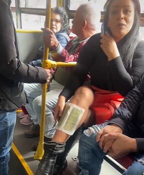 Fue en Bogotá donde una mujer se depiló en el transporte público