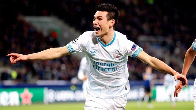 ‘Chucky’ Lozano celebra uno de sus goles con el PSV.