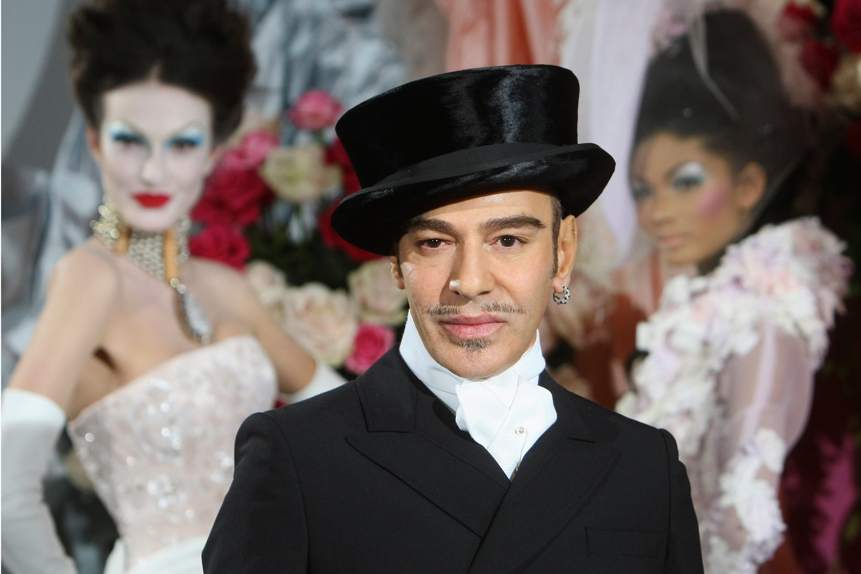 Met Gala 2027 cambia de rumbo: cancelan homenaje a John Galliano