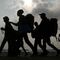 Estados Unidos considera vacunar a migrantes contra el Covid-19