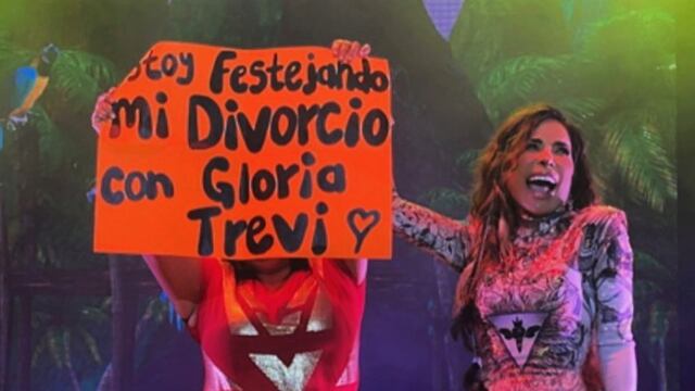 Celebra su divorcio en pleno concierto de Gloria Trevi
