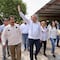 Alfredo Ramírez Bedolla reafirma presencia de gobierno en Aguililla, Michoacán con entrega de apoyos a escuelas y productores