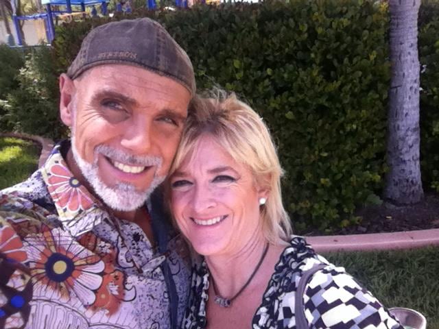 Manuel Landeta y Angelina Martí, papás de Imanol Landeta.