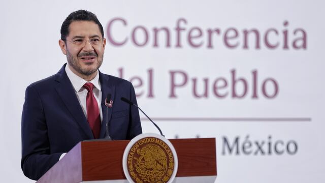 Martí Batres destaca jornadas quirúrgicas del ISSSTE en todo México