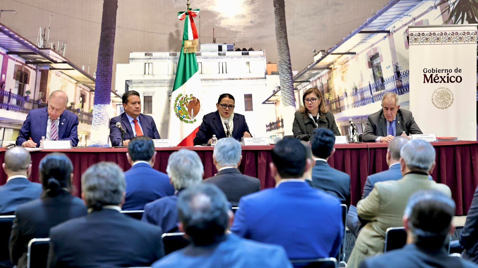 Rosa Icela Rodríguez, titular de Segob, encabeza diálogo con sector de juegos y sorteos