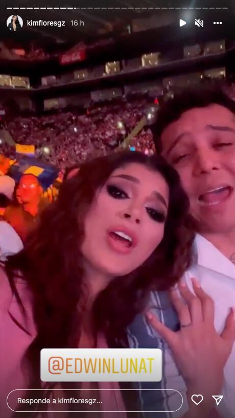 Kimberly Flores y Edwin Luna en el concierto de Ricardo Montaner