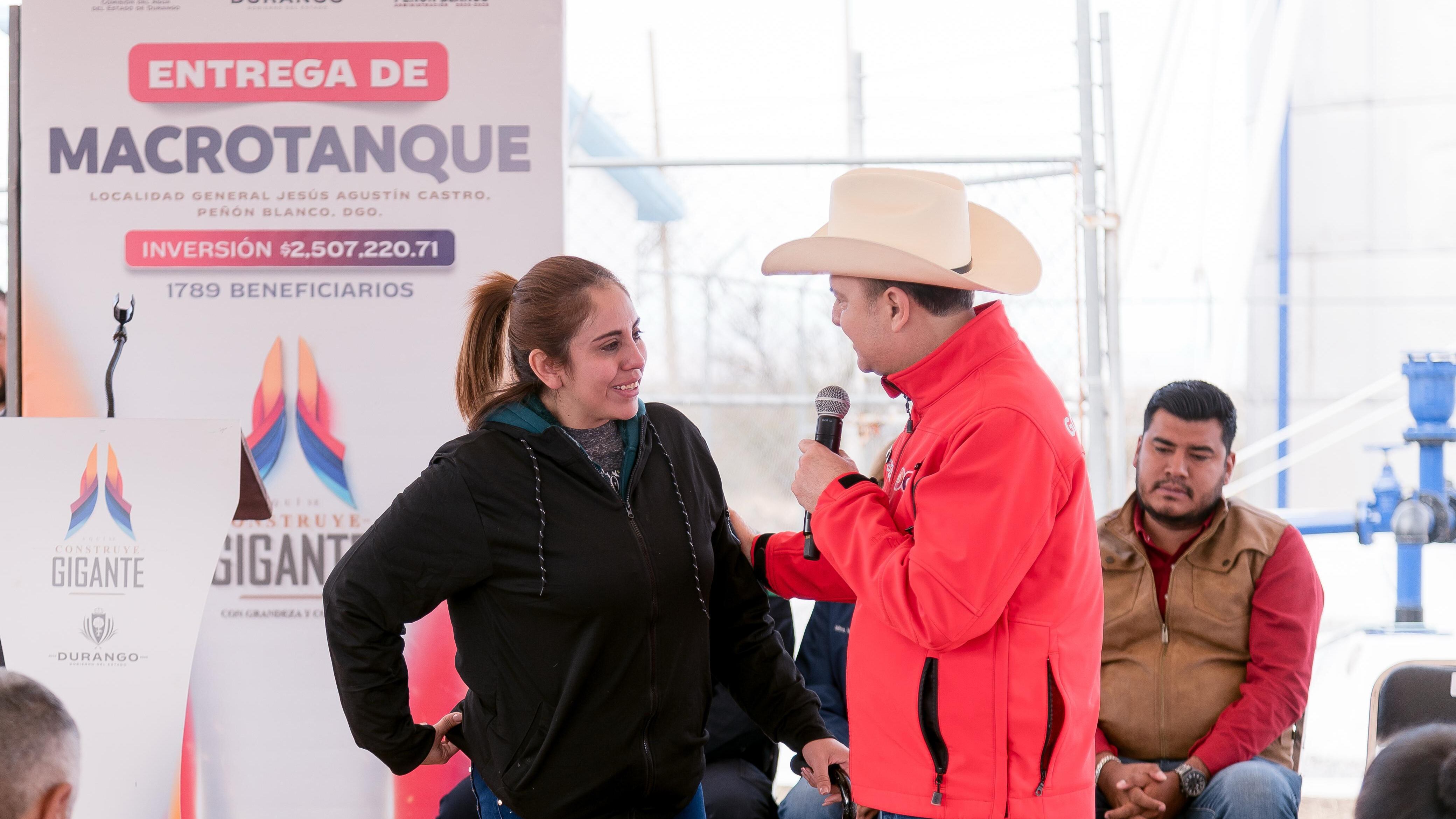 Esteban Villegas gestiona cirugía urgente para joven con discapacidad durante gira en Peñón Blanco