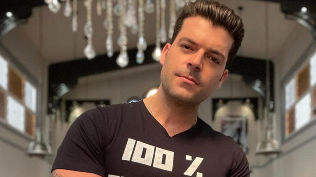 Adrian DiMonte enciende Instagram al posar sin camisa