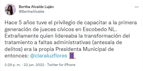 Destacan credenciales de Clara Luz Flores