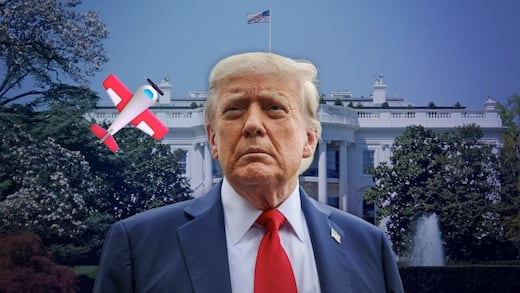 Trump regresa a la Casa Blanca tras intercepción de aeronave en Camp David
