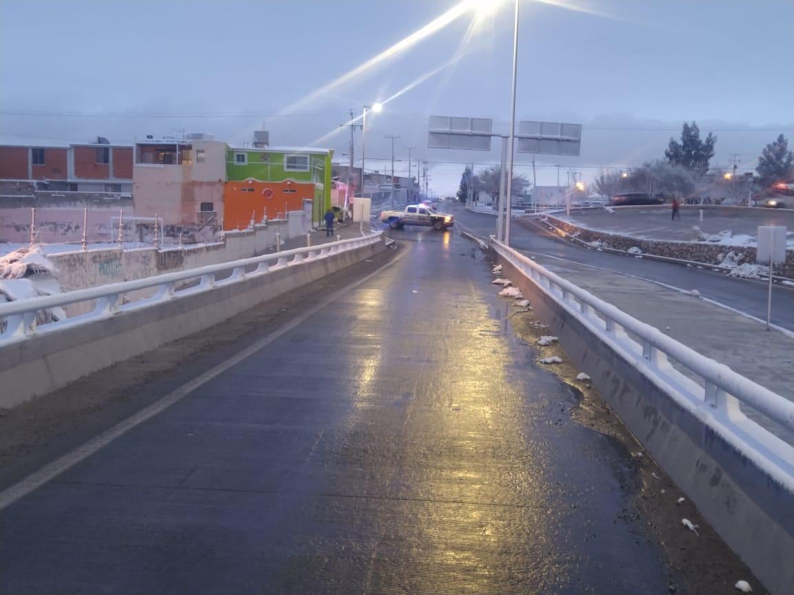 Cierres viales en Ciudad Juárez por congelamiento del pavimento