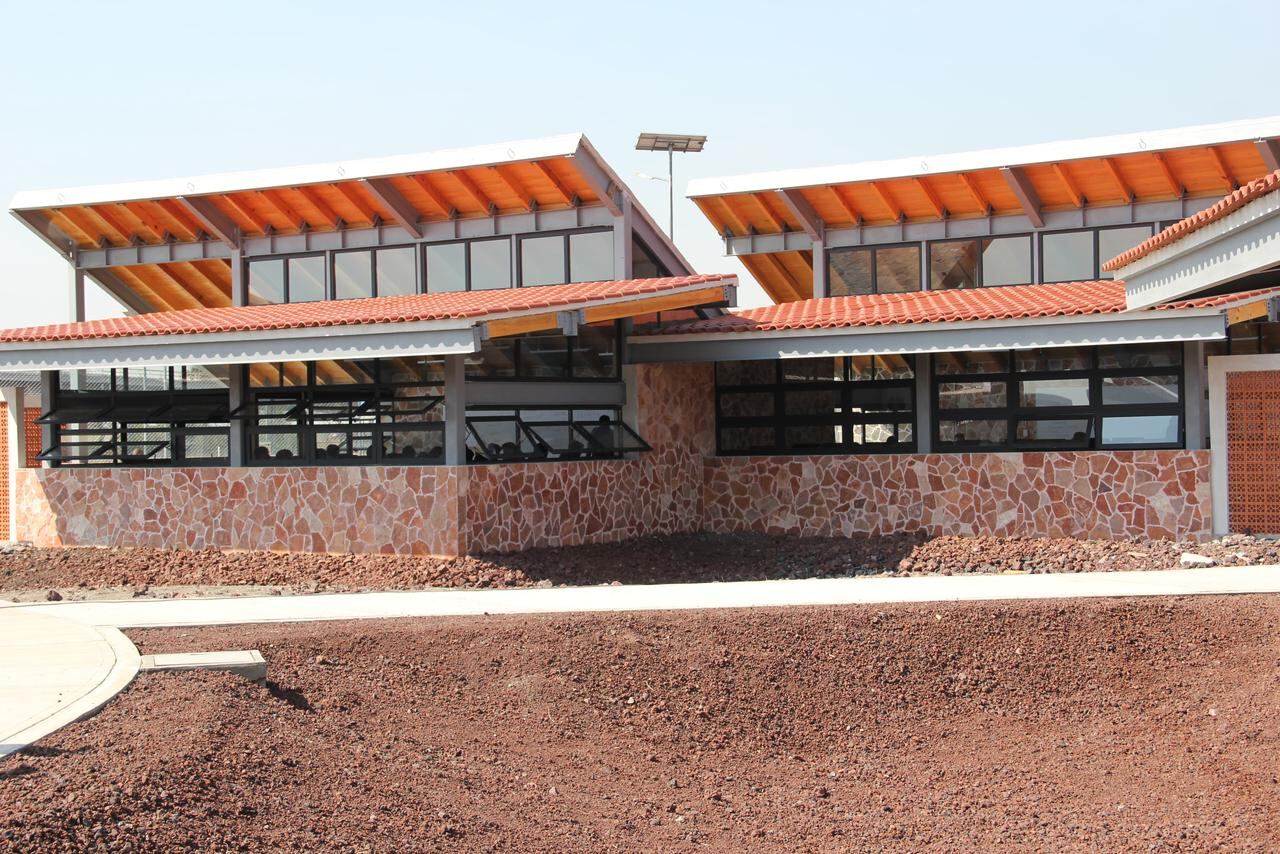 Universidades para el Bienestar consolidan educación superior, destacan Mario Delgado y Raquel Sosa.