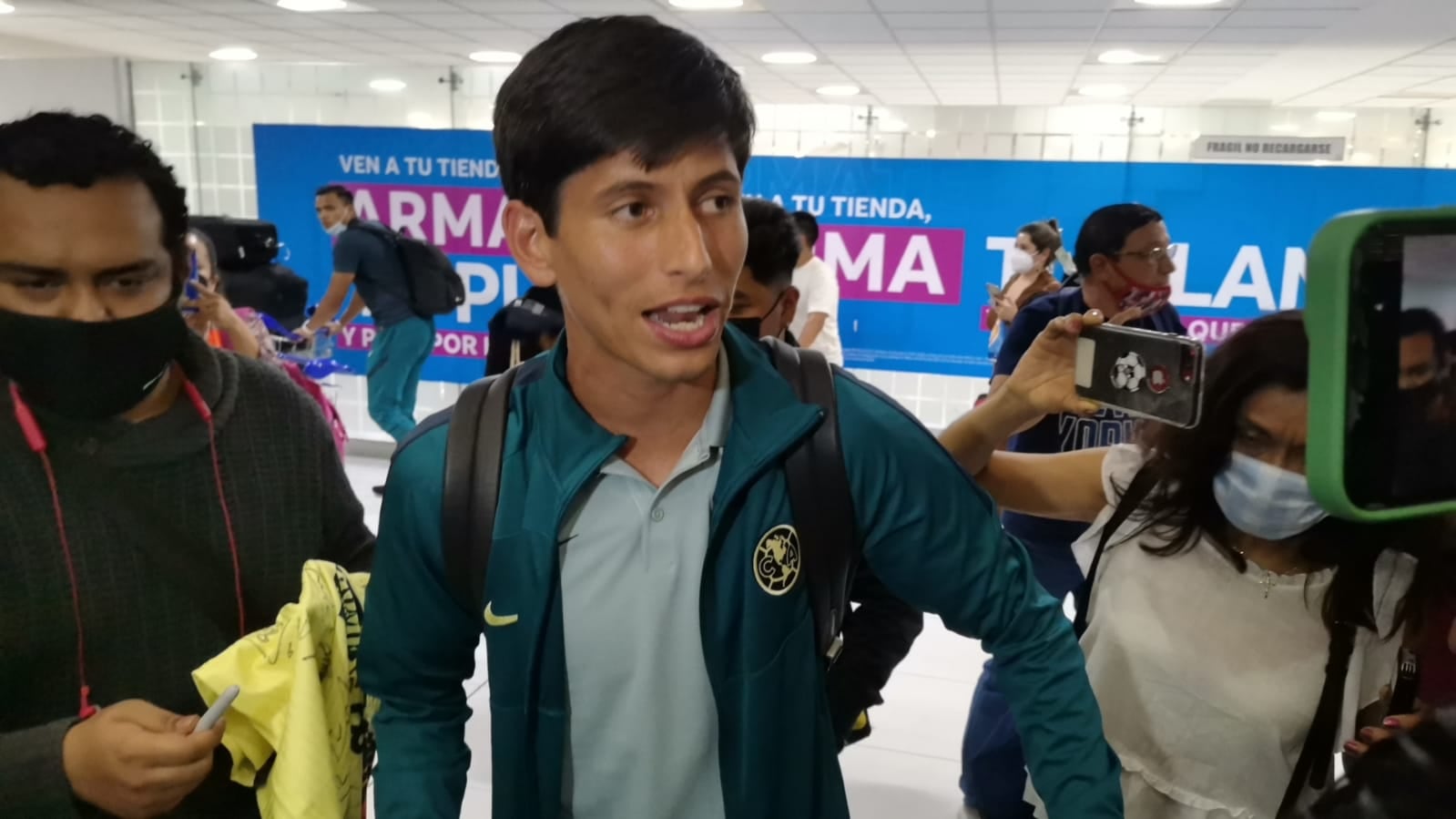 Jürgen Damm con el uniforme del América