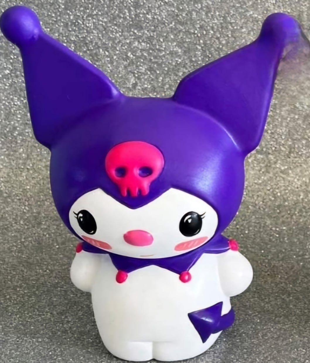 El precio de estas bonitas alcancías de Hello Kitty de cerámica te va a sorprender