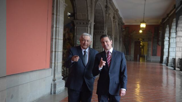Andrés Manuel López Obrador y Enrique Peña Nieto en Palacio Nacional