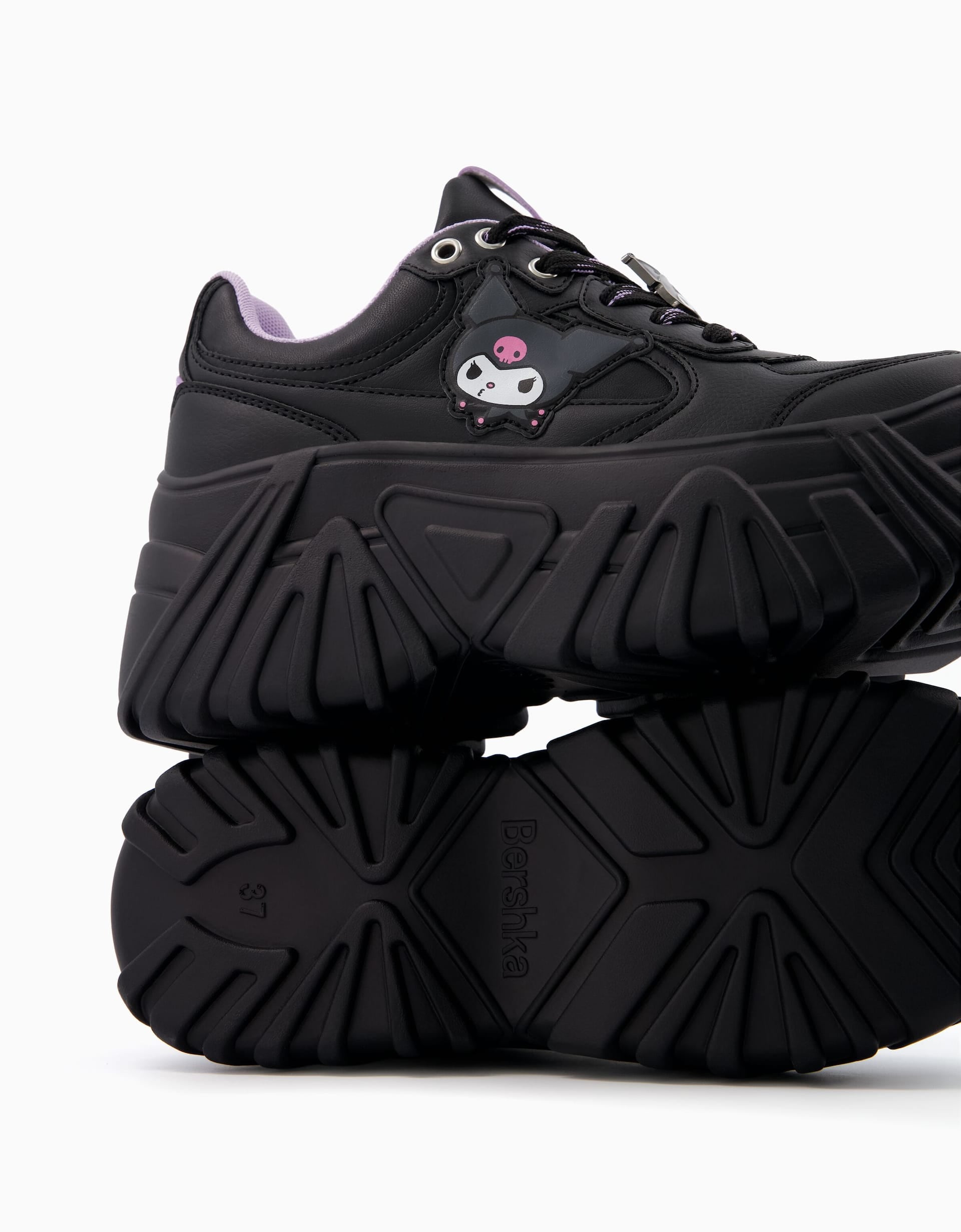 Tenis de plataforma Kuromi en Bershka